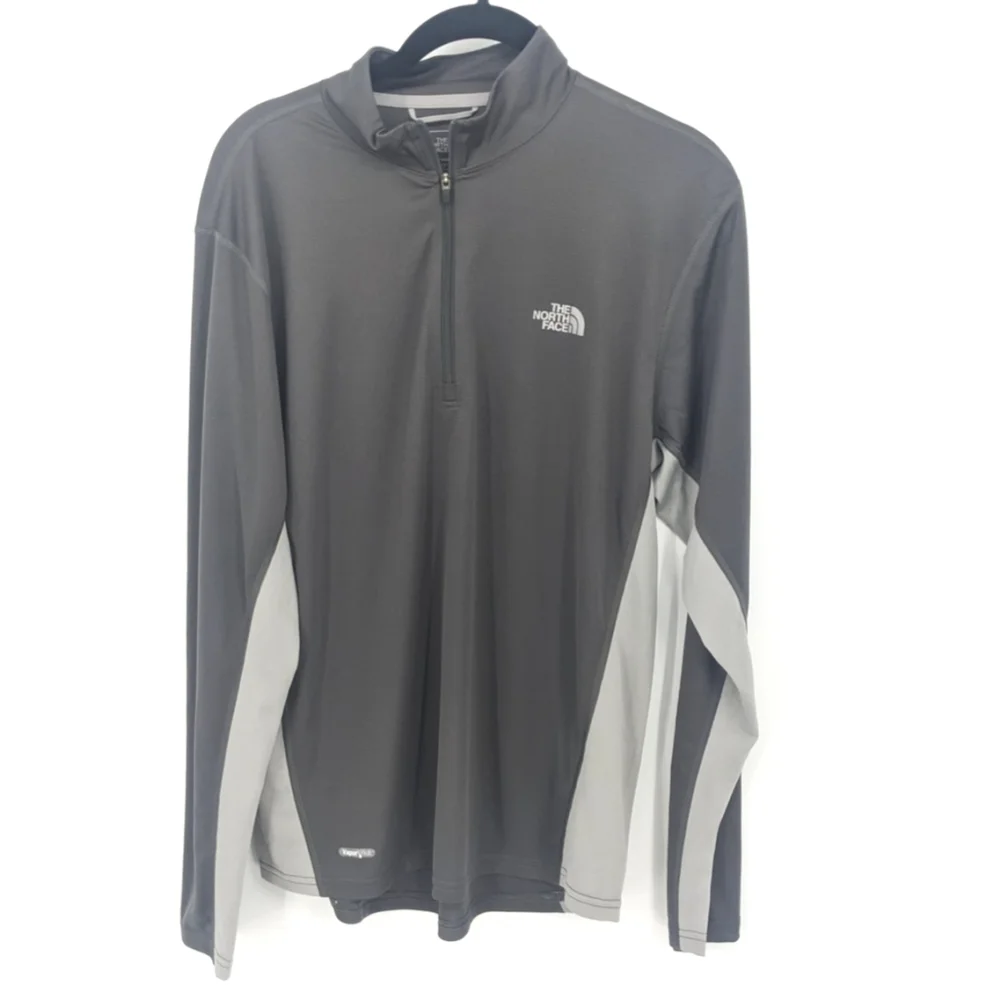 North‎ Face Pullover Shirt Mens Small Gray VaporWick Half Zip Athletic Outdoors